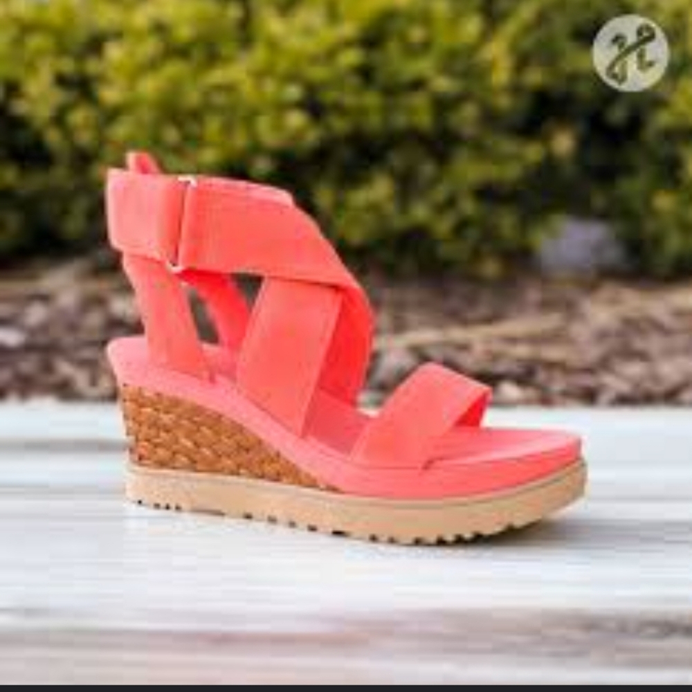 UGG Ileana Ankle Wedges